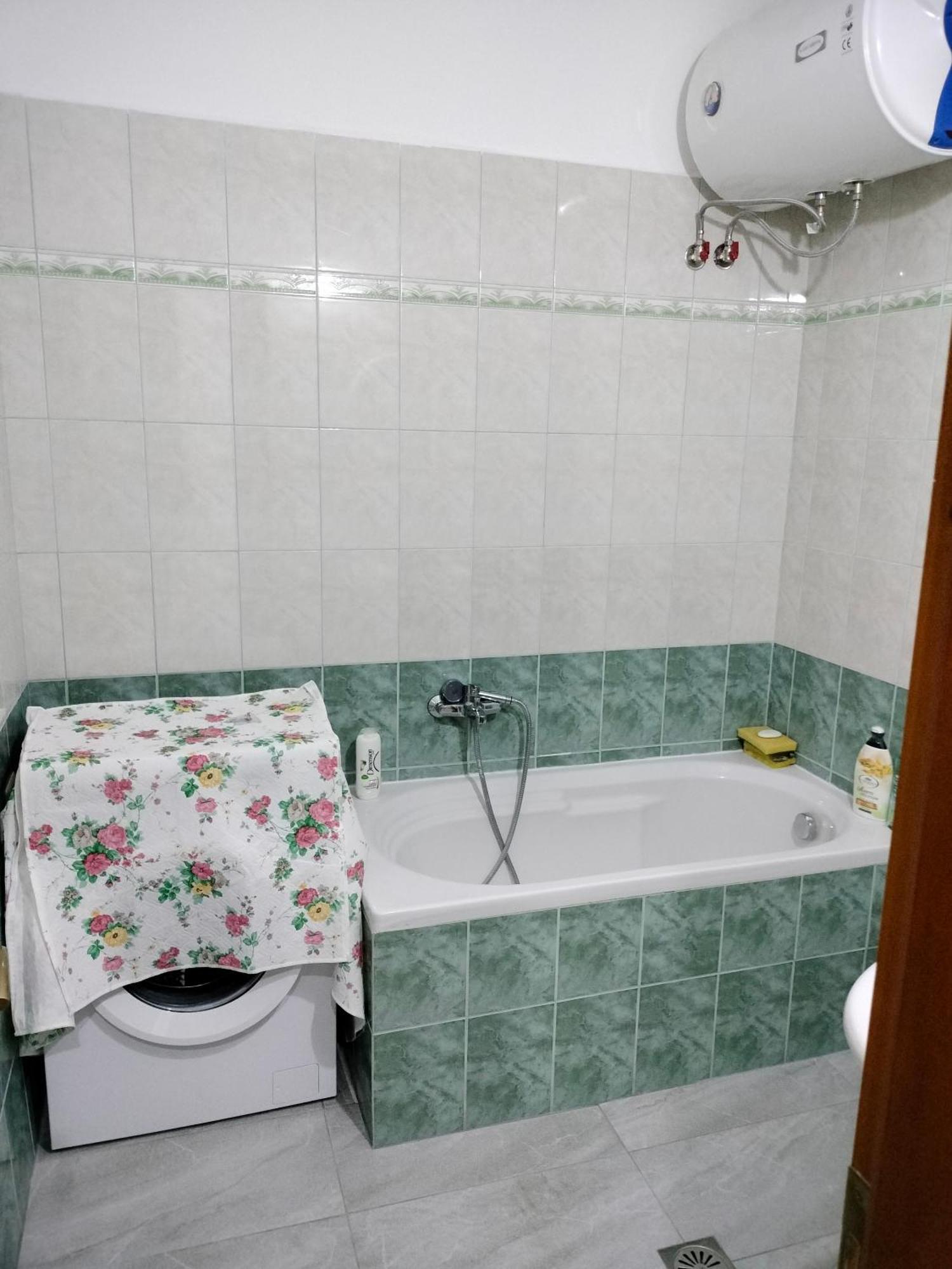 Appartamento Taurasi Red Saranda Esterno foto