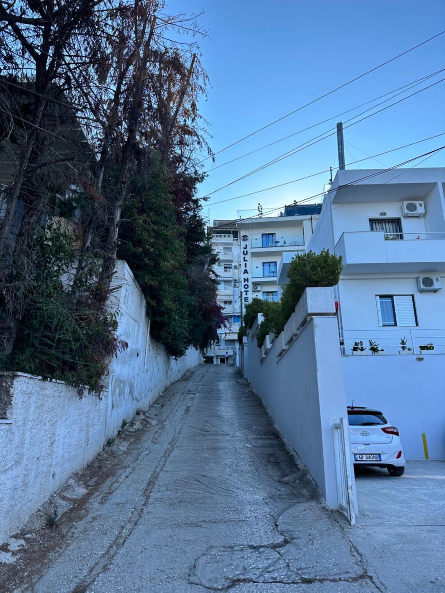 Appartamento Taurasi Red Saranda Esterno foto